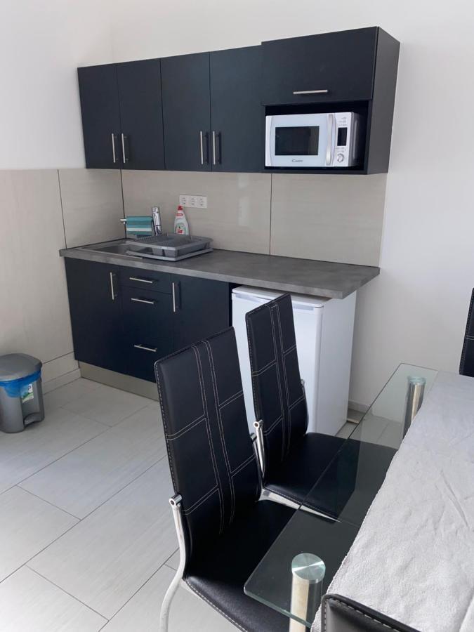Varkerulet Apartman Sárvár 外观 照片